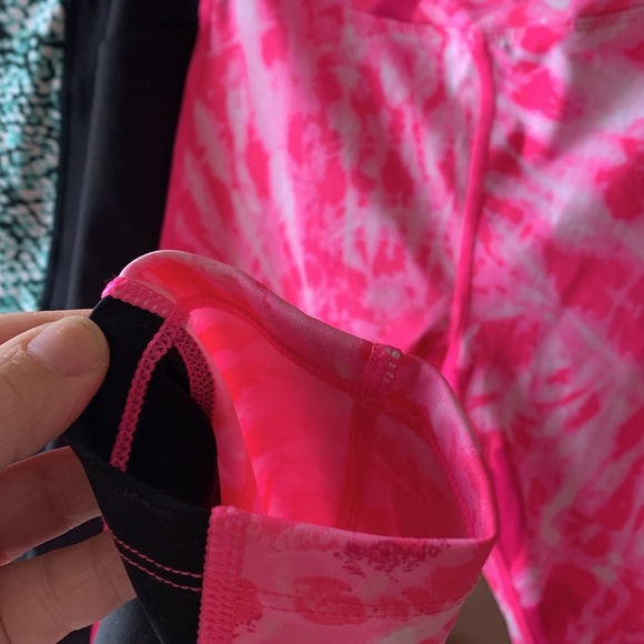 Bundle of 2 Lularoe Workout Pants Fearless, Capri and Full length - Picture 7 of 9